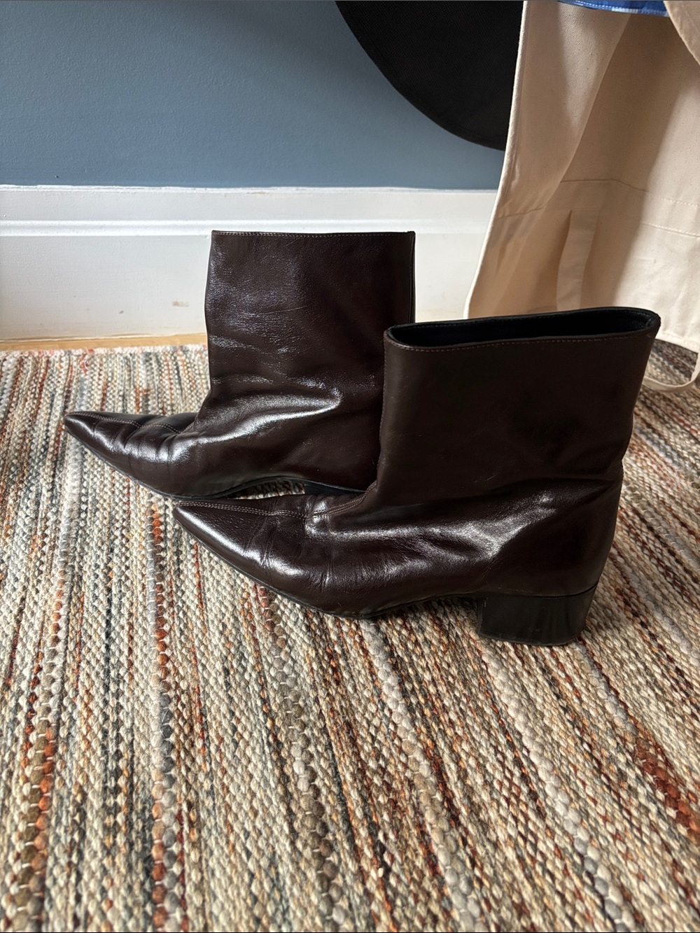KHAITE Andee Leather Pointed-Toe Ankle Boots in Chestnut